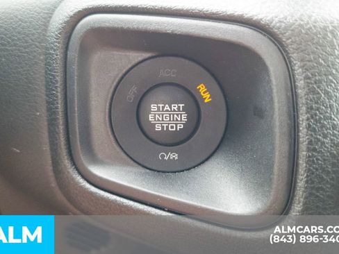 Used 2025 Jeep Wrangler Unlimited Sport AWD/4WD image 11