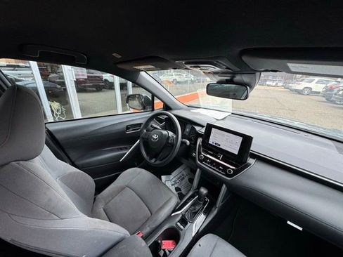 Used 2023 Toyota Corolla Cross AWD Hybrid image 24