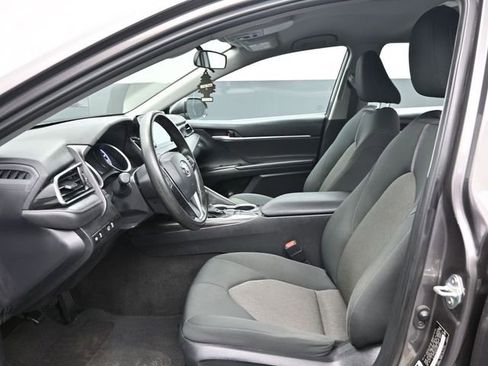 Used 2024 Toyota Camry LE FWD image 6