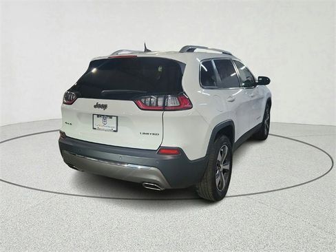 Used 2019 Jeep Cherokee Limited image 3
