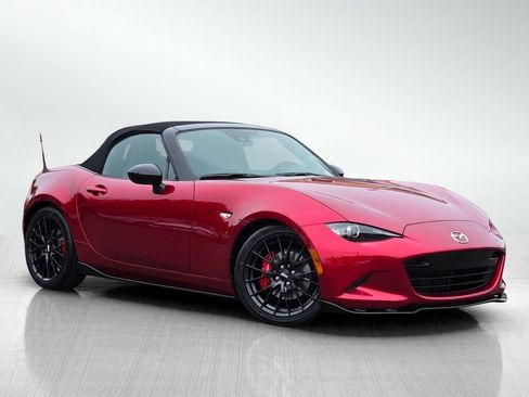 Used 2023 MAZDA MX-5 Miata Club w/ Brembo/BBS Recaro Package RWD image 2