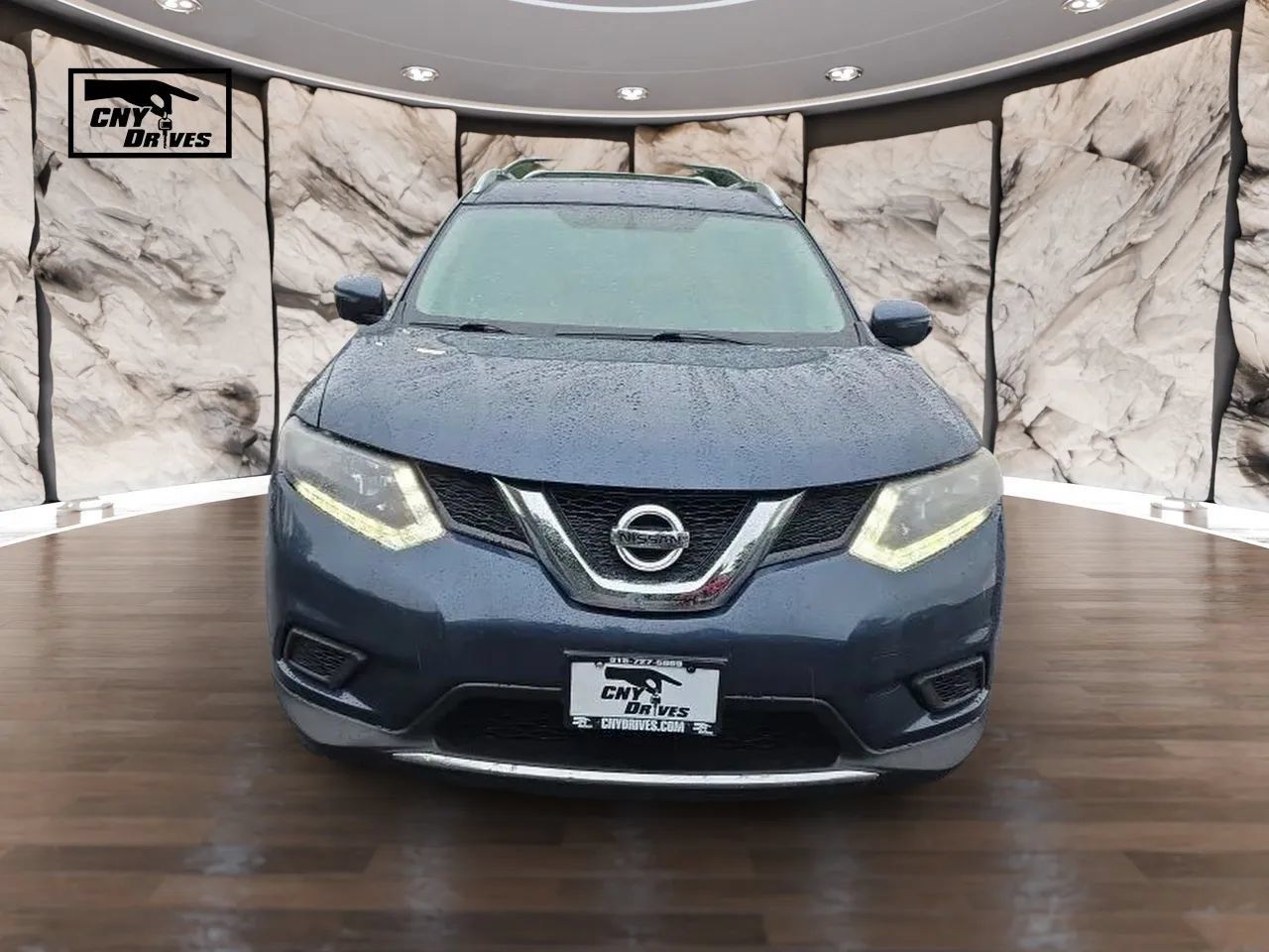 Used 2016 Nissan Rogue SV w/ SV Premium Package AWD/4WD image 2