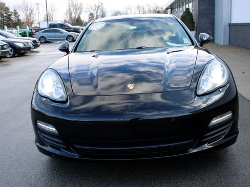 Used 2013 Porsche Panamera S image 2
