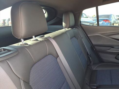 Used 2025 Buick Envista Preferred w/ Convenience II Package image 14