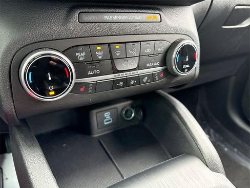 Used 2023 Ford Escape Active image 18