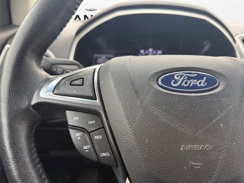 Used 2019 Ford Edge SEL w/ Equipment Group 201A image 25