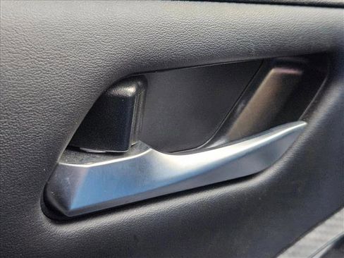 Used 2025 Nissan Sentra SV image 15