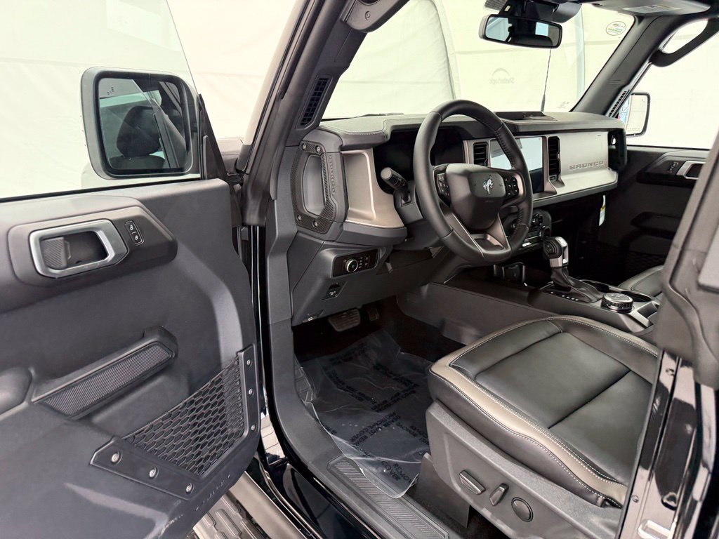 New 2026 Ford Bronco Outer Banks AWD/4WD image 33