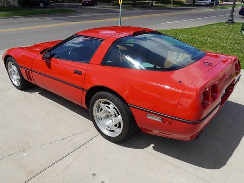 Used 1990 Chevrolet Corvette ZR-1 RWD image 13