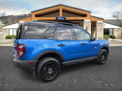 Used 2025 Ford Bronco Sport Badlands AWD/4WD image 5