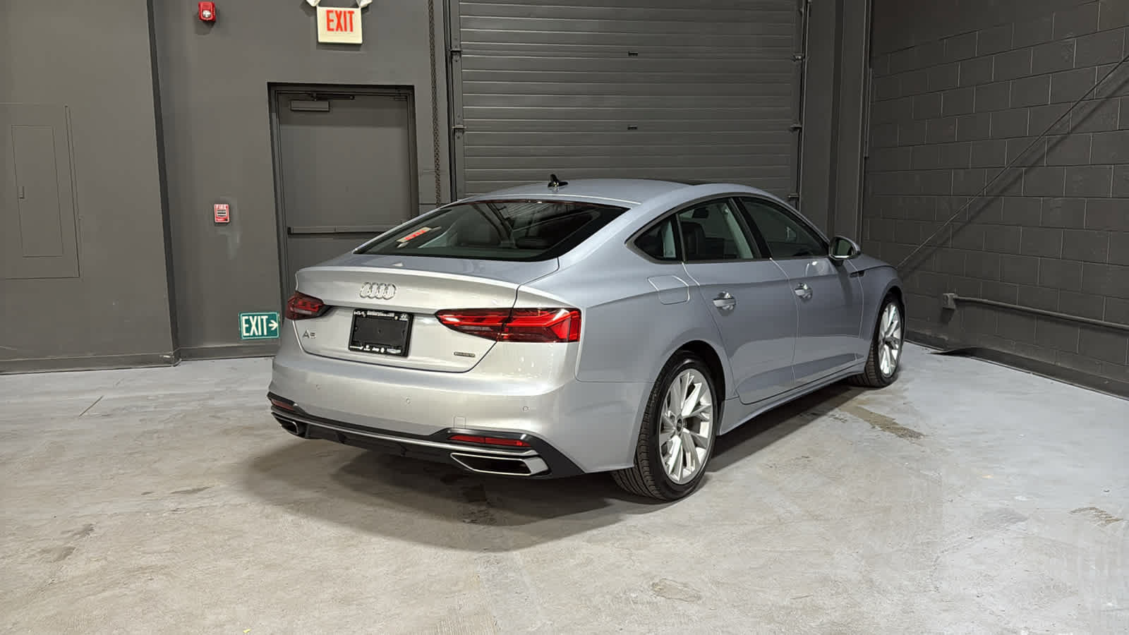 Used 2023 Audi A5 2.0T Premium Plus w/ Premium Plus AWD/4WD image 6