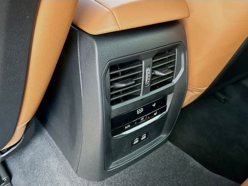 New 2026 BMW i4 eDrive40 w/ Premium Package image 18