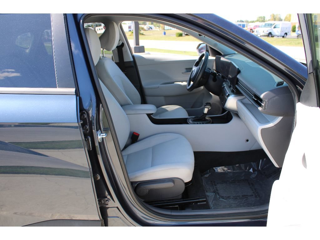 Used 2024 Hyundai Kona SEL AWD/4WD image 12