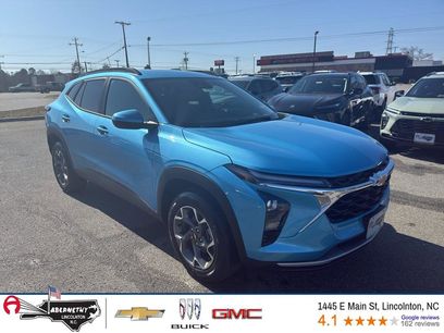 New 2026 Chevrolet Trax LT w/ Driver Confidence Package