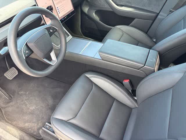 Used 2026 Tesla Model Y AWD image 9