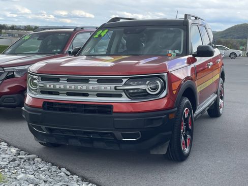 Used 2024 Ford Bronco Sport Free Wheeling AWD/4WD image 2