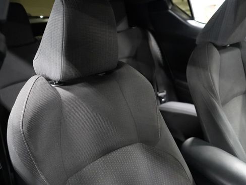 Used 2019 Toyota C-HR LE FWD image 28