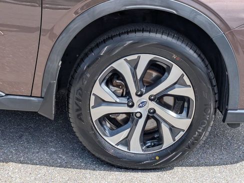 Used 2022 Subaru Outback Limited AWD/4WD image 9