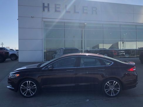 Used 2017 Ford Fusion Titanium image 3