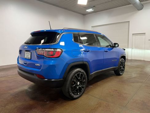 Used 2024 Jeep Compass Latitude AWD/4WD image 34