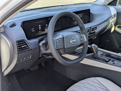 New 2026 Nissan Sentra SL w/ Floor Mat Package FWD image 5