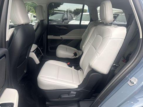 Used 2026 Lincoln Aviator AWD image 24