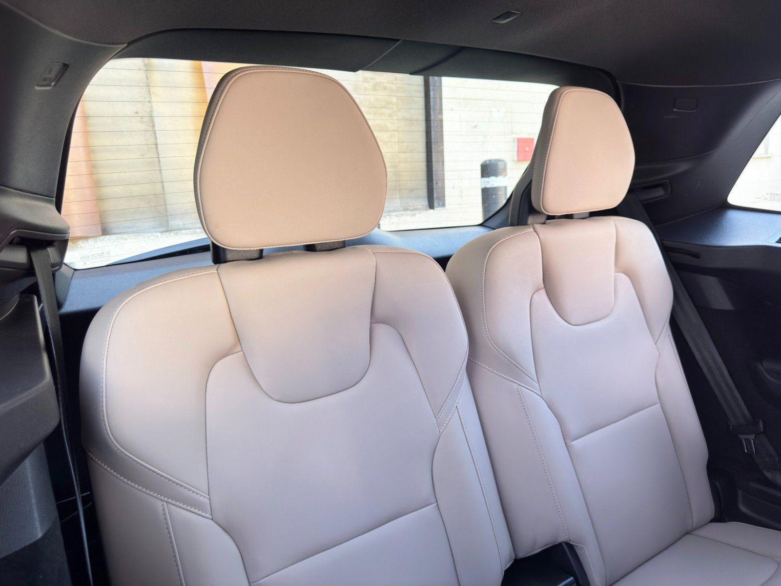 Used 2025 Volvo XC90 B5 Core w/ Protection Package Premier AWD/4WD image 44