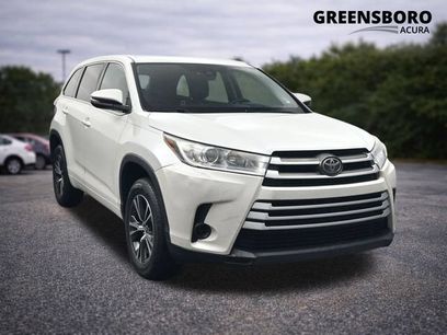 Used 2018 Toyota Highlander LE