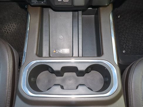 Used 2022 GMC Sierra 1500 Denali w/ Denali Premium Package image 26