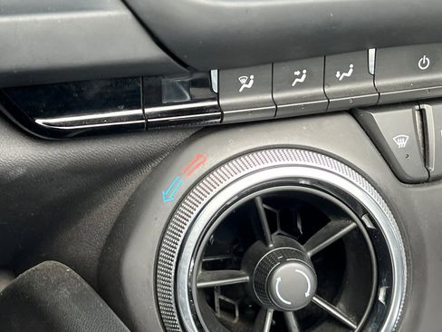 Used 2023 Chevrolet Camaro LT image 28