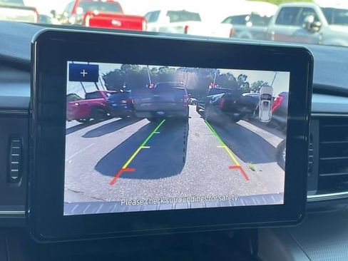 Used 2022 Ford Explorer XLT w/ Equipment Group 202A RWD image 29