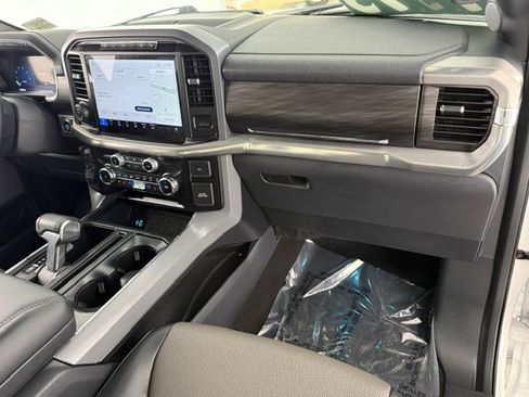 Used 2024 Ford F150 Lariat w/ Bed Utility Package AWD/4WD image 18