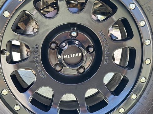 Used 2018 Jeep Wrangler Sport image 20