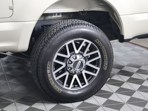 Used 2017 Ford F250 Lariat w/ Lariat Value Package image 65