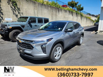 Used 2024 Chevrolet Trax LS w/ Driver Confidence Package
