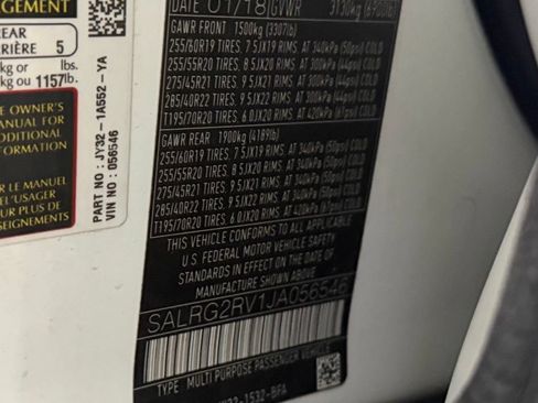 Used 2018 Land Rover Discovery SE AWD/4WD image 27