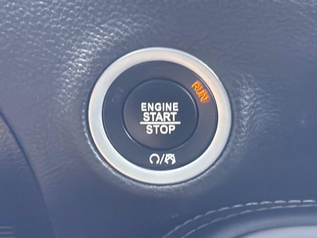 Used 2023 Dodge Challenger R/T RWD image 27