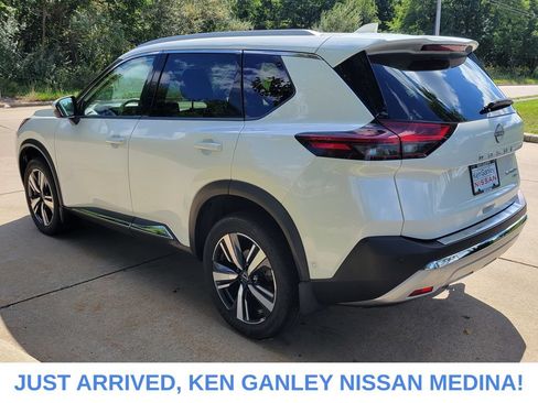 Certified 2023 Nissan Rogue Platinum w/ Platinum Premium Package AWD/4WD image 5
