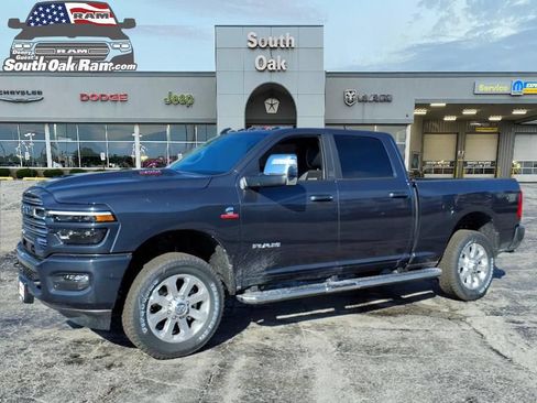 New 2026 RAM 2500 Laramie AWD/4WD image 4