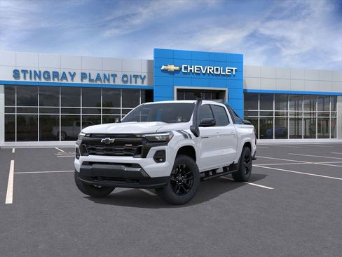 New 2025 Chevrolet Colorado Z71 w/ Midnight Edition image 8