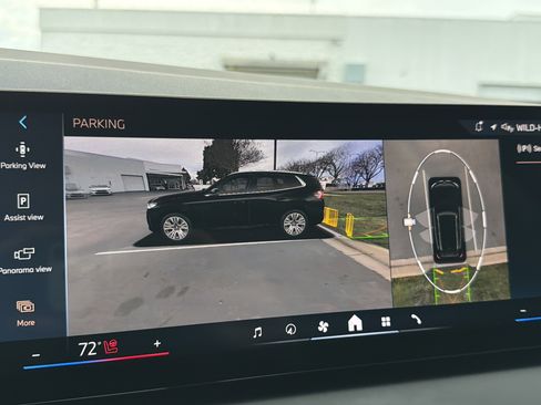 Used 2025 BMW X3 xDrive30i w/ Premium Package image 29