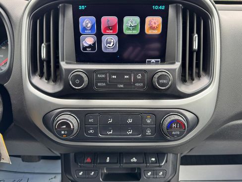 Used 2015 Chevrolet Colorado LT image 21