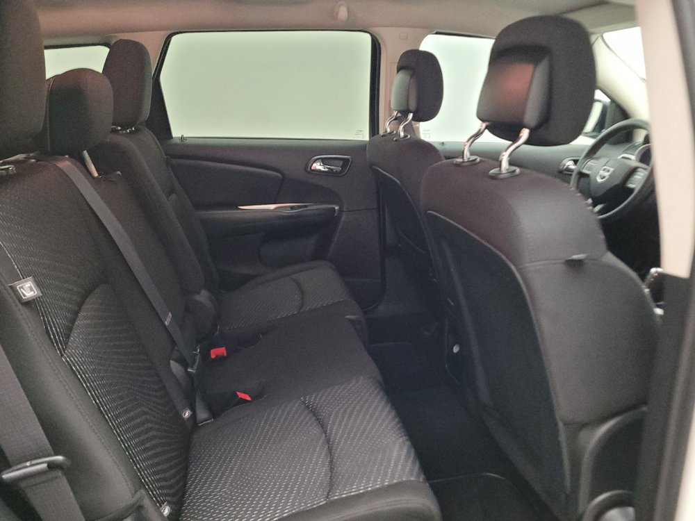 Used 2016 Dodge Journey SE w/ Flexible Seating Group FWD image 19