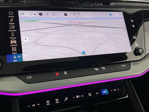 Used 2024 Jeep Wagoneer Launch Edition image 20