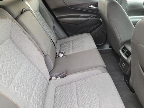 Used 2022 Chevrolet Equinox LT FWD image 13