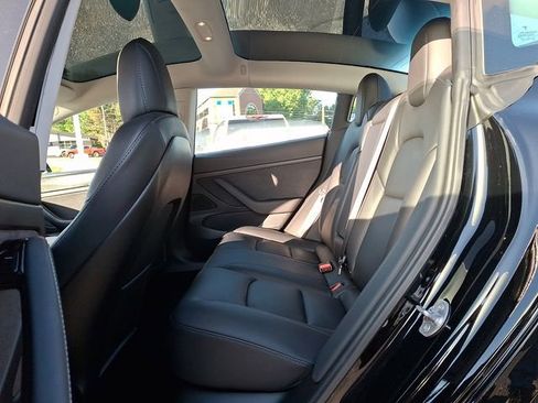 Used 2020 Tesla Model 3 Standard Range Plus RWD image 10