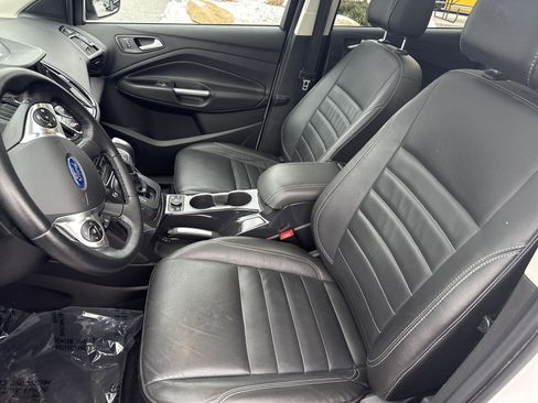 Used 2015 Ford Escape Titanium image 18