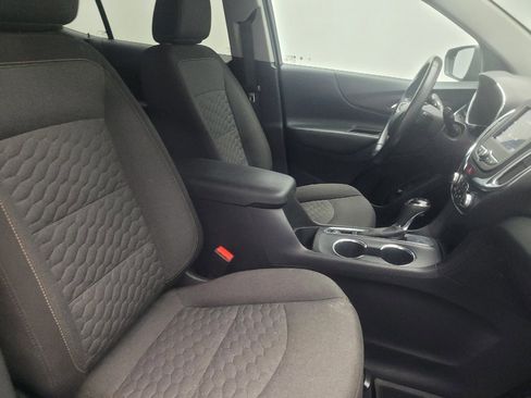 Used 2021 Chevrolet Equinox LT FWD image 21