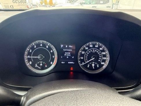 Used 2022 Hyundai Venue SEL image 5