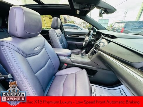 Used 2017 Cadillac XT5 Premium Luxury image 17